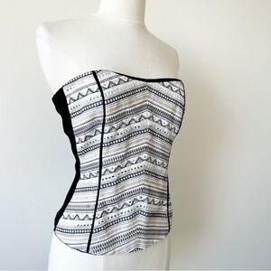 2010s White House Black Market Embroidered Studded Strapless Bustier Top Size 8